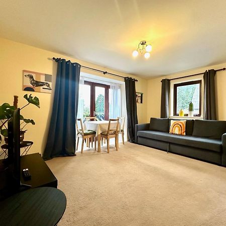 Super Apartment Next To Bicester Village Sleeps 4 Eksteriør billede